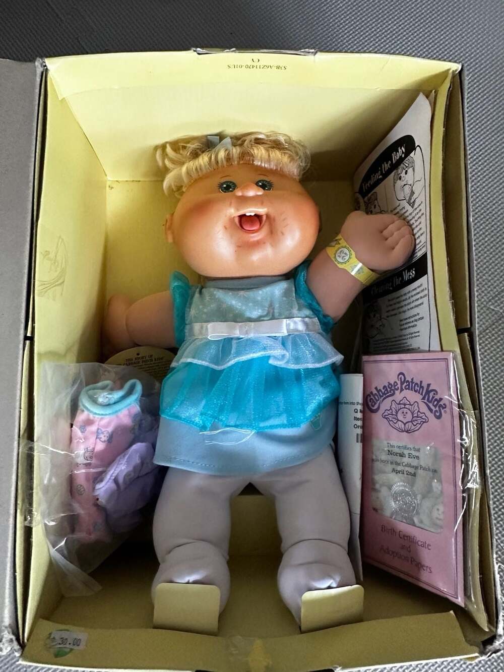 2007 Cabbage Patch Kids Lickin' Lollipop Magic Feeding Baby Doll Norah Eve with